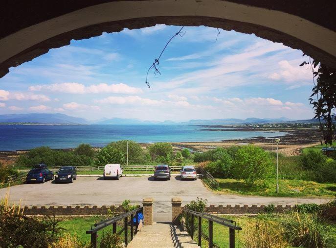 Skye Basecamp Hostel, Broadford Bay, Isle Of Skye Broadford (Isle of Skye) Exterior foto